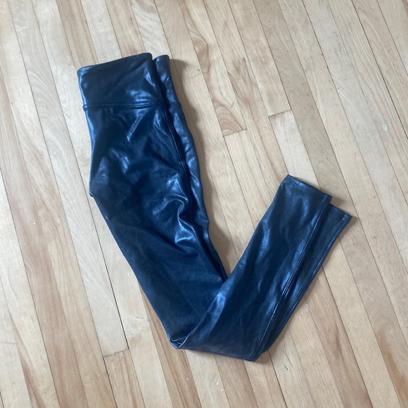 Spanx leggings sz small leather look - Picture 1 of 1